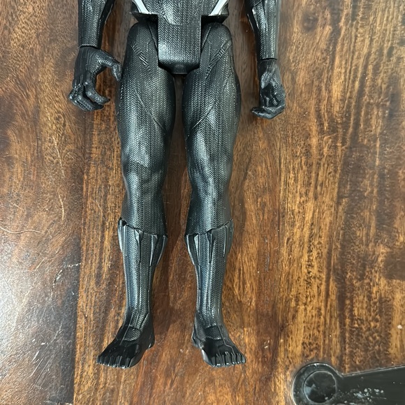 Bundle of Avengers Action Figures - Captain America and Black Panther - Picture 7 of 12